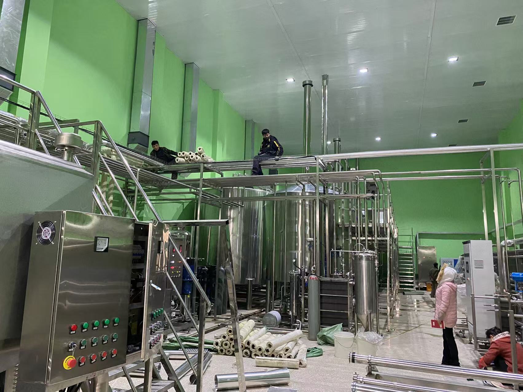 唐山精酿啤酒设备厂—精酿啤酒设备制造：传承工艺与创新科技的交融